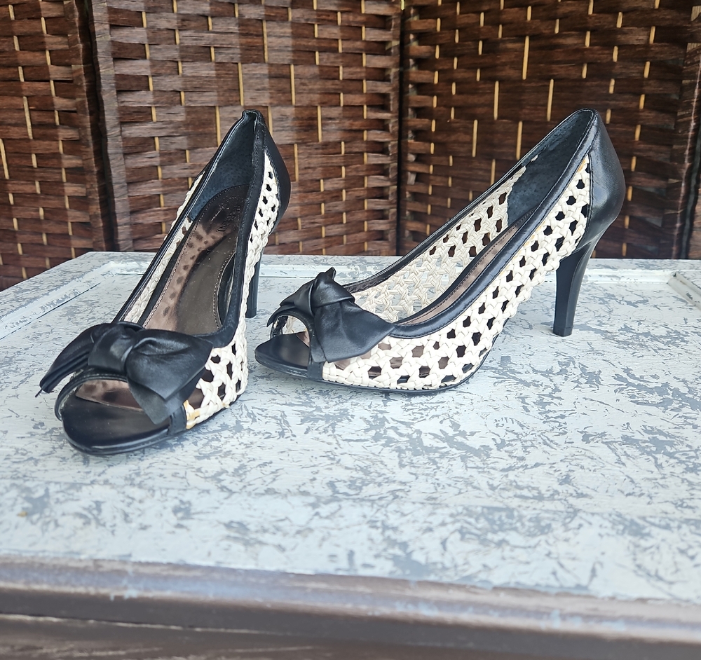 Chic Black and Cream Peep-Toe Heels with Bow